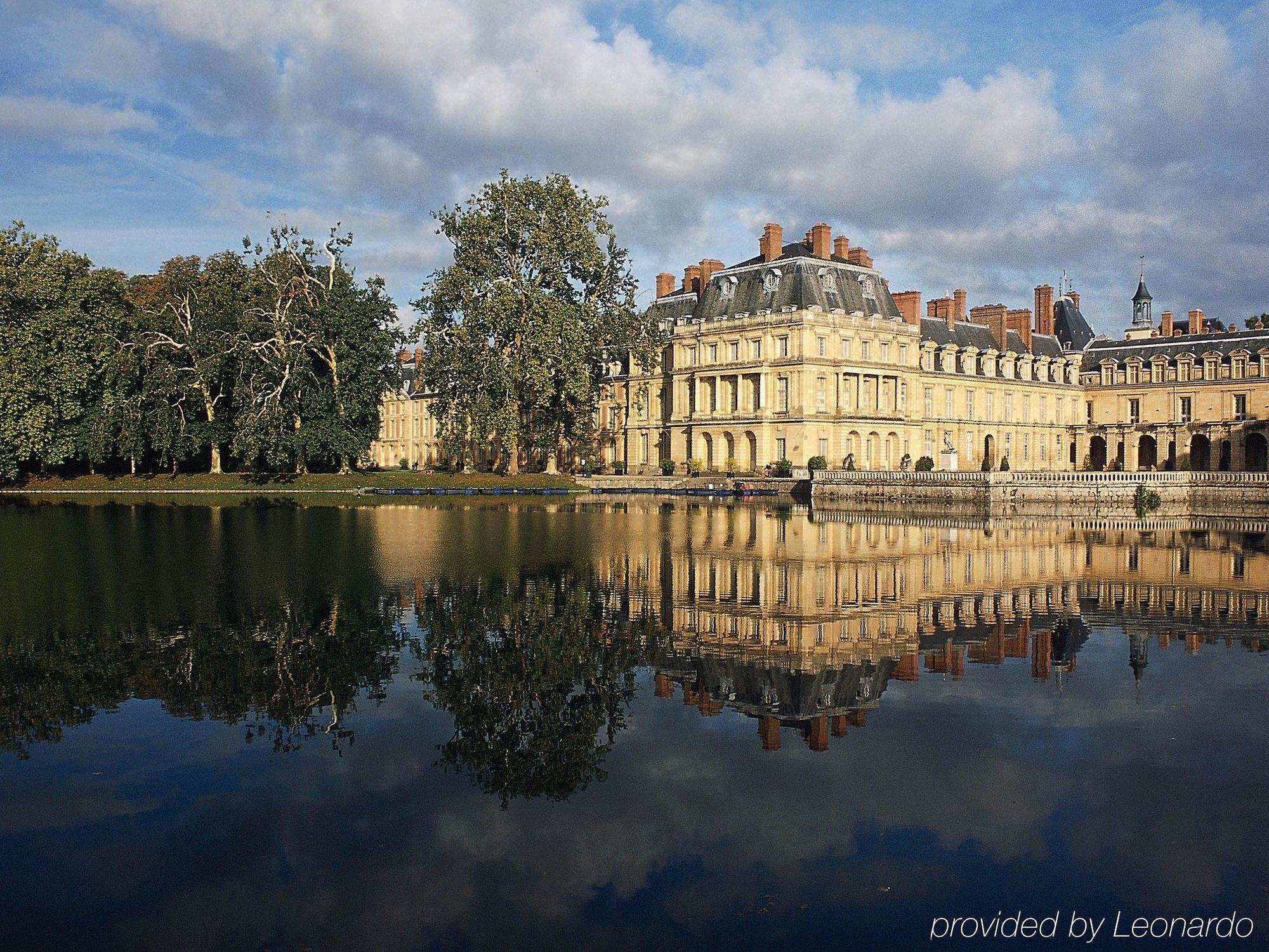 Ibis Chateau De Фонтенбло Экстерьер фото
