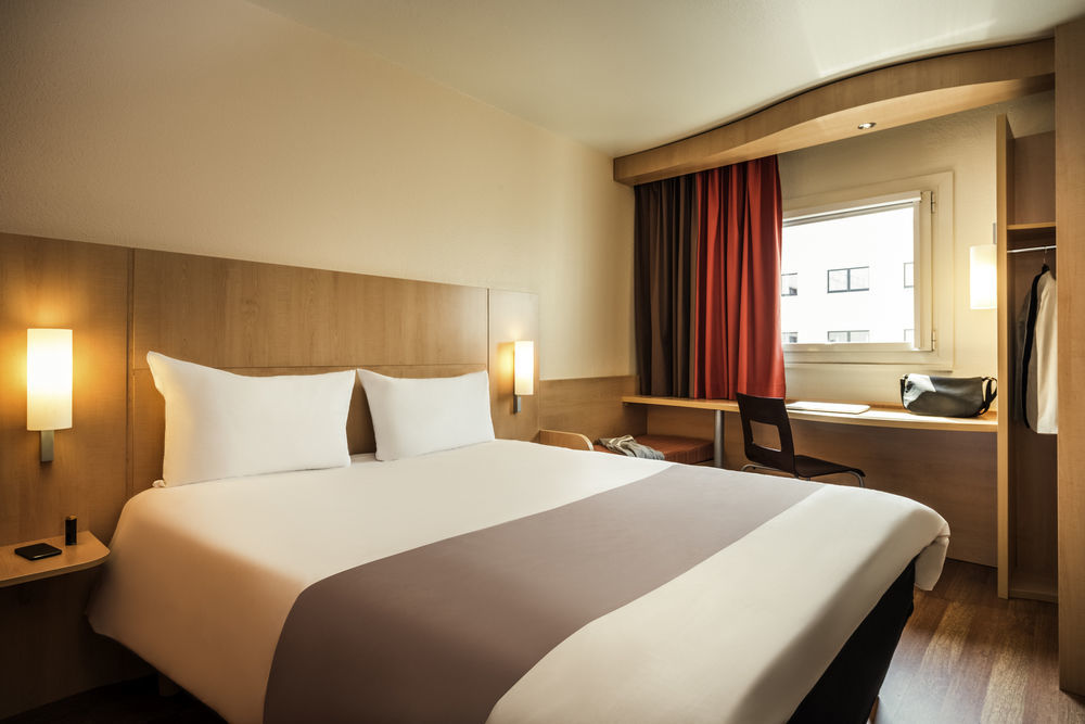 Ibis Chateau De Фонтенбло Экстерьер фото